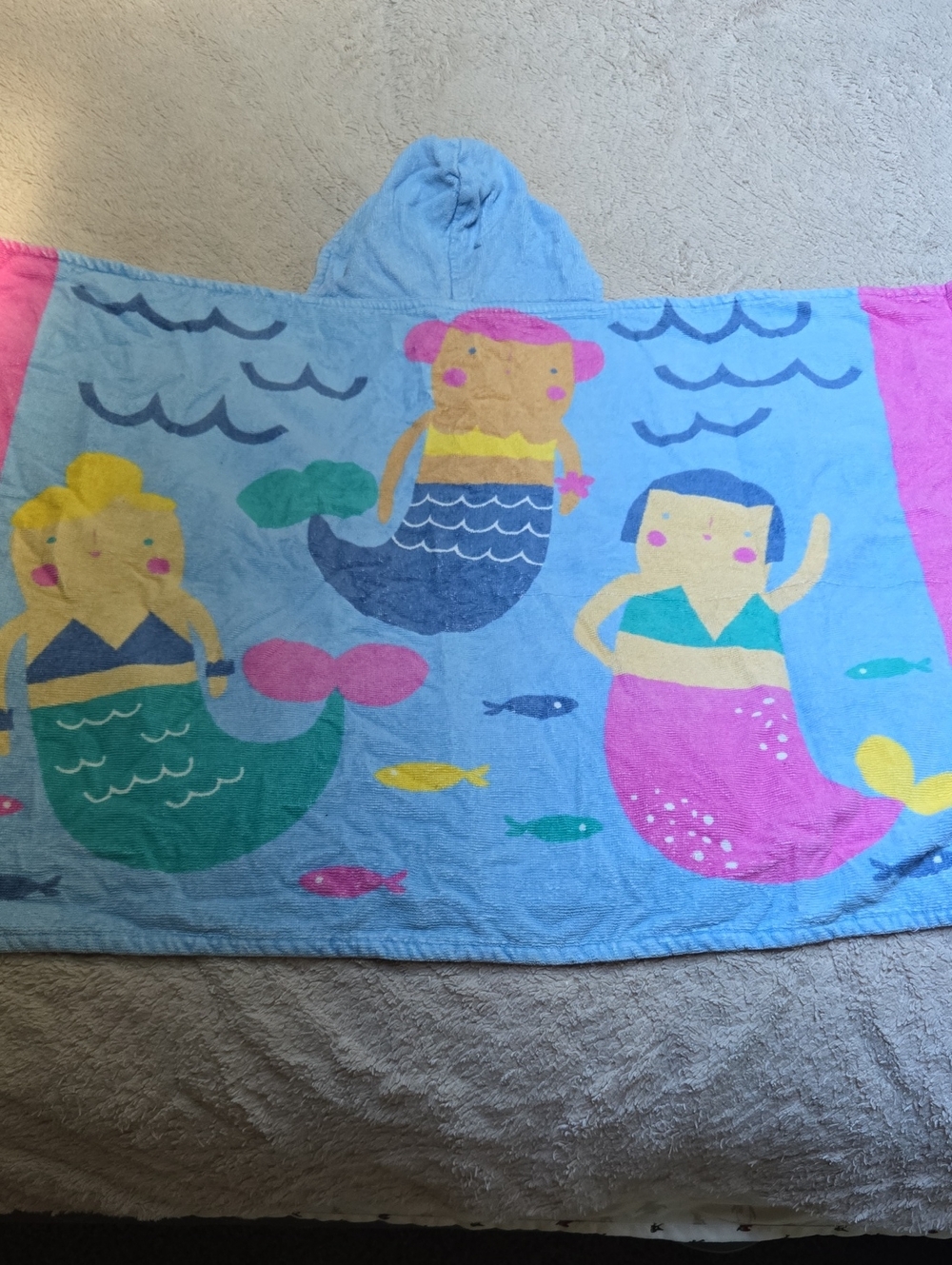 CRATE & KIDS Hooded Mermaid Towel Poncho